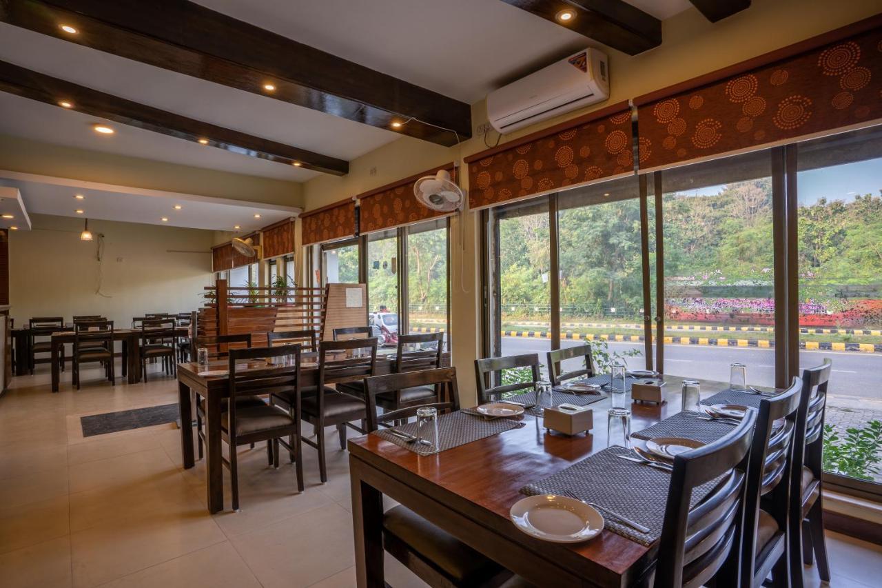 Hotel Peaceland Lumbini Kültér fotó