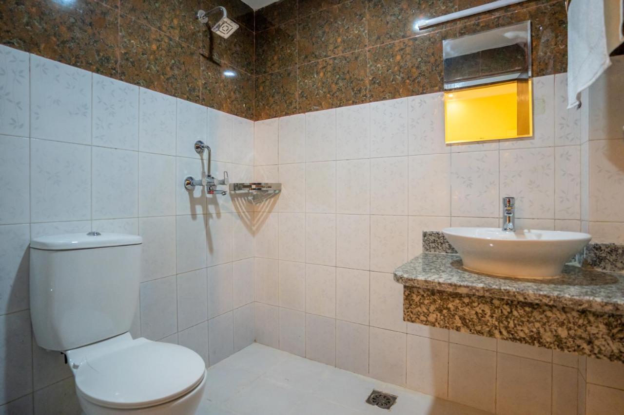 Hotel Peaceland Lumbini Kültér fotó
