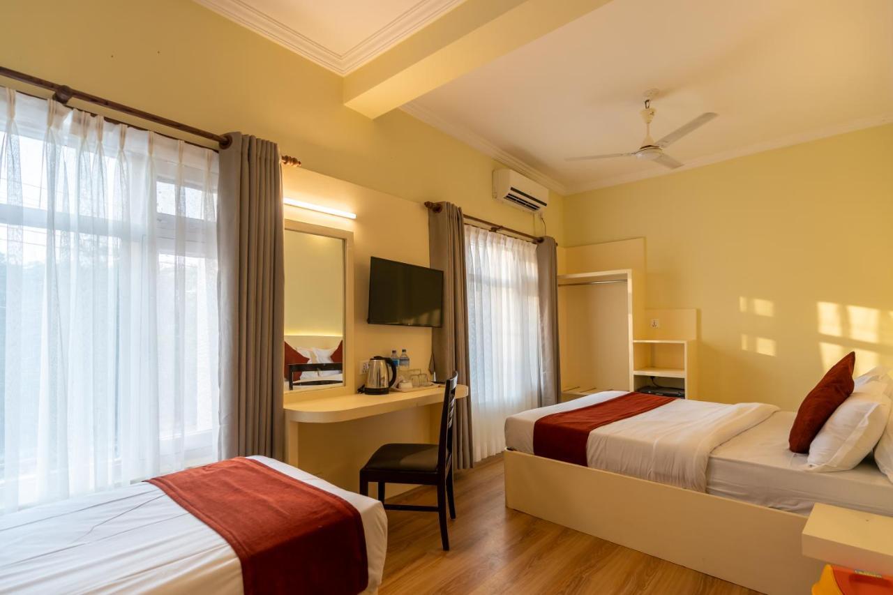 Hotel Peaceland Lumbini Kültér fotó