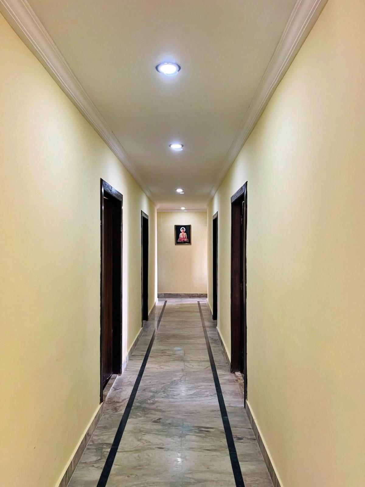 Hotel Peaceland Lumbini Kültér fotó