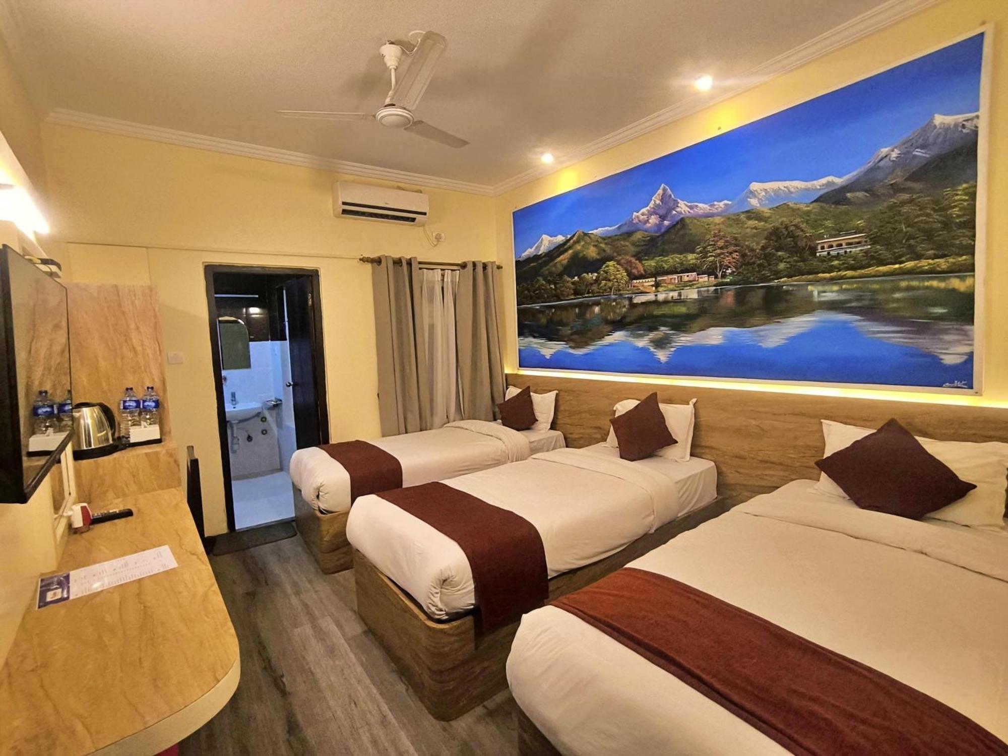 Hotel Peaceland Lumbini Kültér fotó